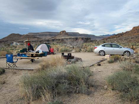 Hole-in-the-Wall Campground