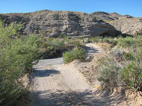 arrow canyon road