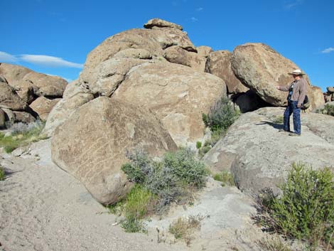 Crystal Wash Entrance Rock Art Site