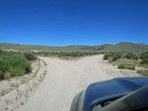 Valley of Faces Road