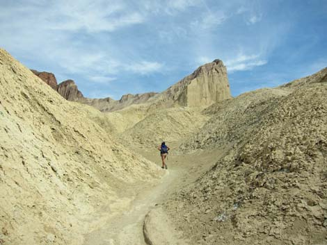 Golden Canyon to Zabriskie Point Trail