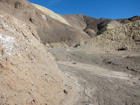 Golden Canyon to Zabriskie Point Trail