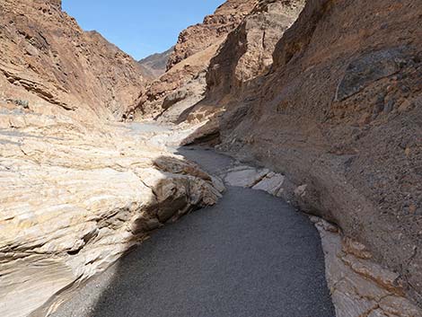 Mosaic Canyon