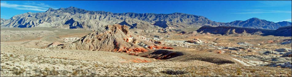 Hiking Around Gold Butte